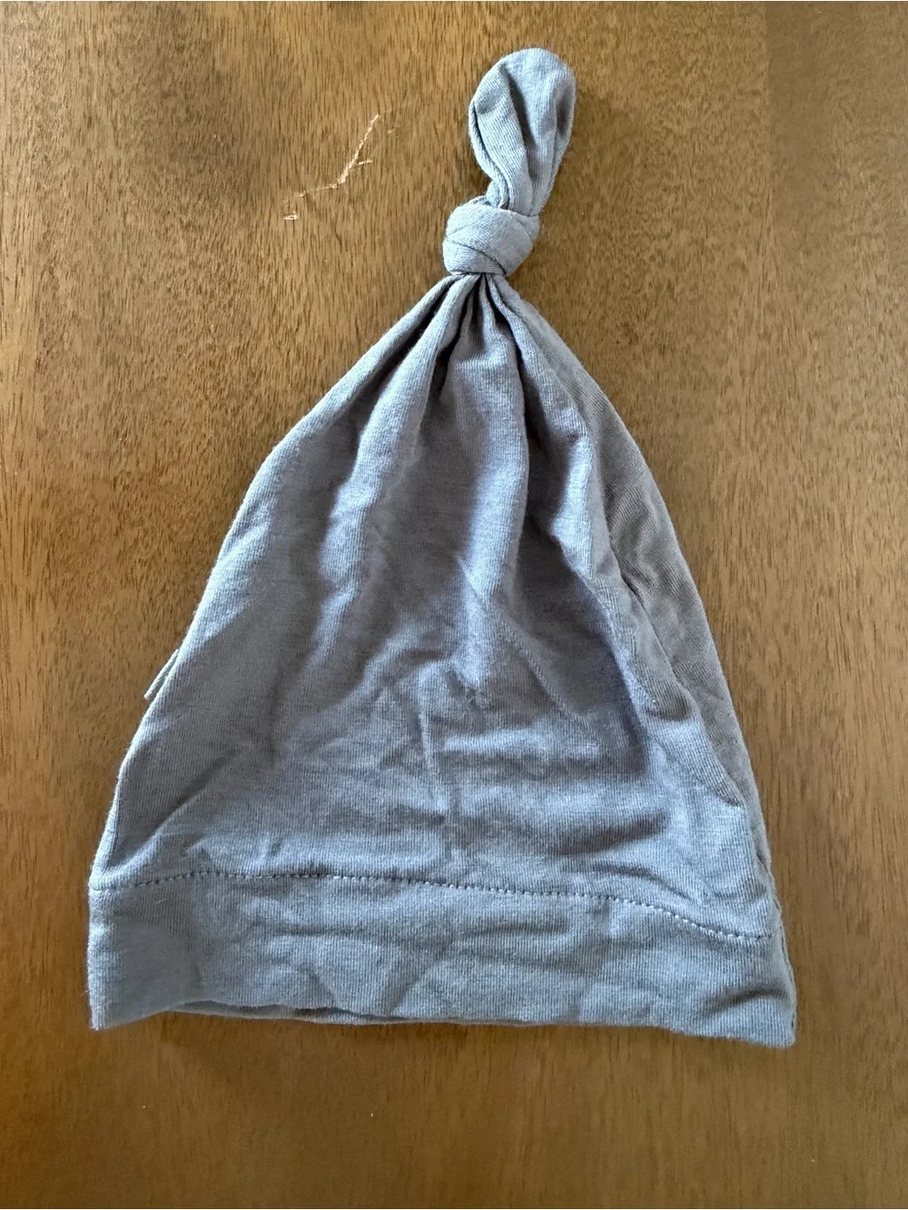 Kyte Baby Knot Hat, 0-3 MO. Color: Charcoal ( I think).